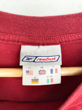 Load image into Gallery viewer, 00s Reebok T-shirt (XS)