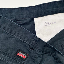 Load image into Gallery viewer, Dickies Shorts W38