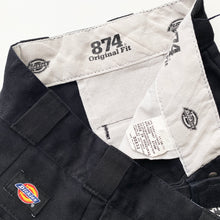 Load image into Gallery viewer, Dickies 874 Shorts W30