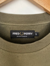 Load image into Gallery viewer, Fred Perry Sweatshirt (S)