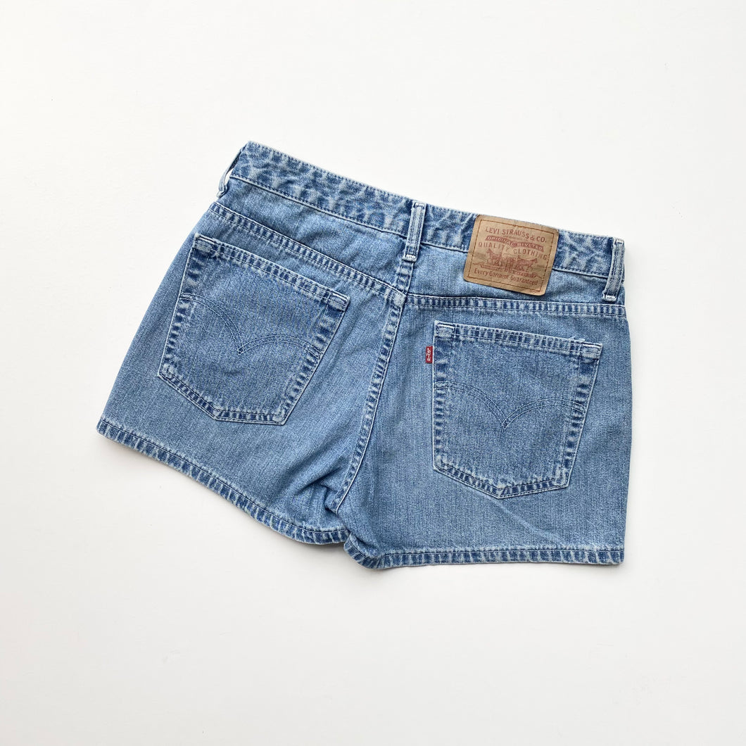 90s Levi’s Denim Shorts W30