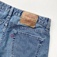 Load image into Gallery viewer, 90s Levi’s Denim Shorts W30