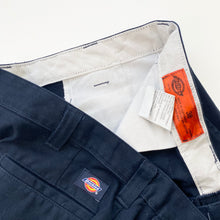 Load image into Gallery viewer, Dickies Cargo Shorts W38