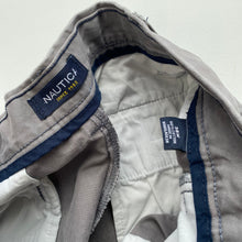 Load image into Gallery viewer, Nautica Shorts W38