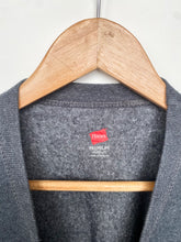 Load image into Gallery viewer, Blank Sweatshirt (M)