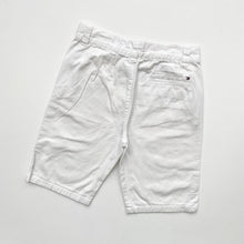 Load image into Gallery viewer, Tommy Hilfiger Shorts W26