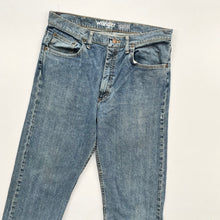 Load image into Gallery viewer, Wrangler Jeans W34 L34