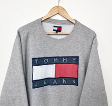 Load image into Gallery viewer, Tommy Hilfiger Sweatshirt (M)
