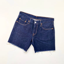 Load image into Gallery viewer, Levi’s Denim Shorts W30