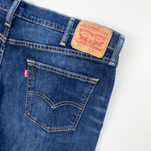 Load image into Gallery viewer, Levis 511 Shorts W40