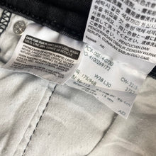 Load image into Gallery viewer, Levi’s 514 W38 L30