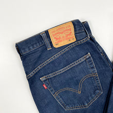 Load image into Gallery viewer, Levi’s 501 W38 L32