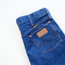 Load image into Gallery viewer, Wrangler Jeans W32 L36