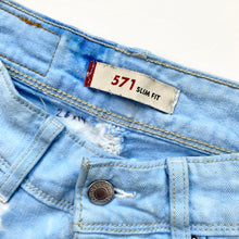 Load image into Gallery viewer, Levi’s Tie-dye Shorts W26