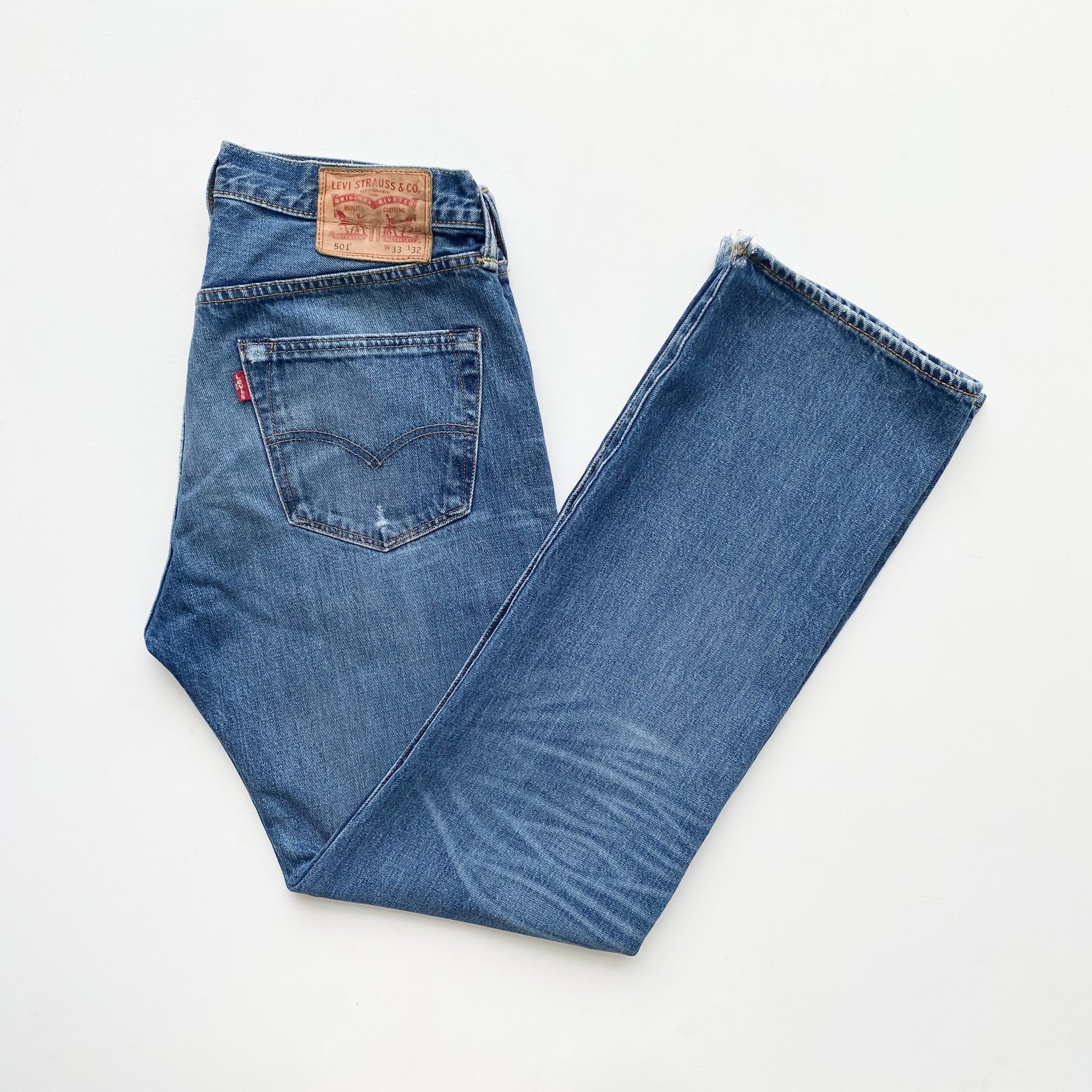 Levi s 501 W33 L30 Red Cactus Vintage