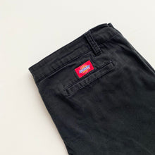 Load image into Gallery viewer, Women’s Dickies W32 L30