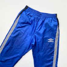 Load image into Gallery viewer, 90s Umbro Nylon Joggers (S)