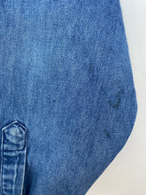 Load image into Gallery viewer, 90s Looney Tunes Denim Shirt (M)