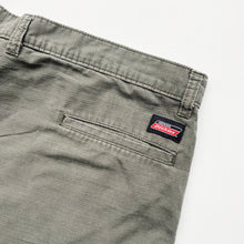 Load image into Gallery viewer, Dickies Shorts W40