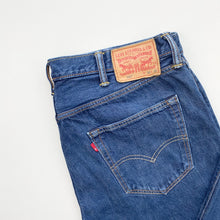 Load image into Gallery viewer, Levi’s 501 W38 L32