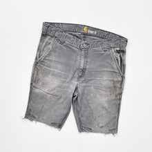 Load image into Gallery viewer, Carhartt Shorts W31