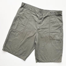 Load image into Gallery viewer, Dickies Shorts W40