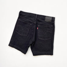 Load image into Gallery viewer, Levi’s Denim Shorts W27
