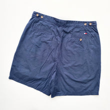 Load image into Gallery viewer, Tommy Hilfiger Shorts W36