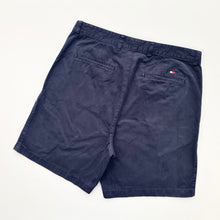 Load image into Gallery viewer, Tommy Hilfiger Shorts W35