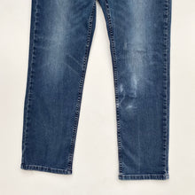 Load image into Gallery viewer, Levi’s 514 W30 L30