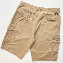 Load image into Gallery viewer, Dickies Cargo Shorts W40