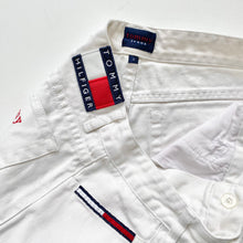 Load image into Gallery viewer, 90s Tommy Hilfiger Denim Shorts W28