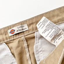 Load image into Gallery viewer, Women’s Dickies Cargos W30 L32