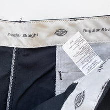 Load image into Gallery viewer, Dickies W38 L26