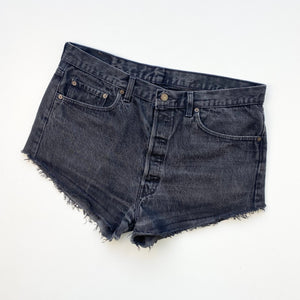 90s Levi’s 501 Denim Shorts W38