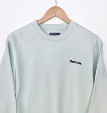 Load image into Gallery viewer, Women’s 00s Reebok Sweatshirt (M)