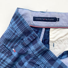 Load image into Gallery viewer, Tommy Hilfiger Shorts W34