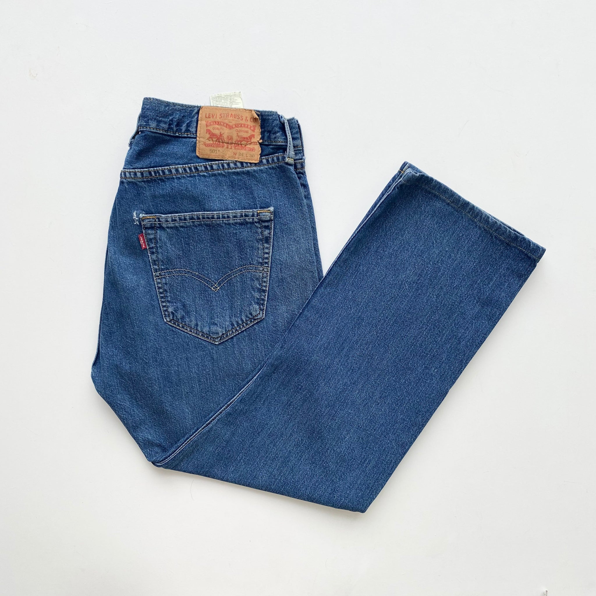 Levi's 501 W34 L28 – Red Cactus Vintage Levi's 501 W34 L28 – Red Cactus Vintage
