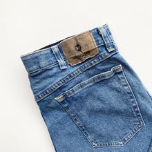 Load image into Gallery viewer, Wrangler Jeans W34 L30