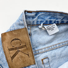Load image into Gallery viewer, 90s Calvin Klein Denim Shorts W28