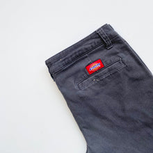 Load image into Gallery viewer, Women’s Dickies W28 L30