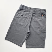 Load image into Gallery viewer, Dickies Shorts W30