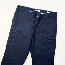 Load image into Gallery viewer, Women’s Dickies Cargos W38 L32