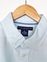 Load image into Gallery viewer, Tommy Hilfiger Shirt (XL)