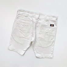 Load image into Gallery viewer, Dickies Shorts W31