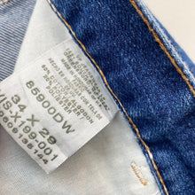 Load image into Gallery viewer, Wrangler Jeans W34 L29