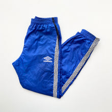 Load image into Gallery viewer, 90s Umbro Nylon Joggers (S)