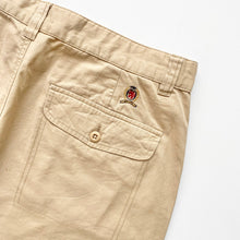 Load image into Gallery viewer, Tommy Hilfiger Shorts W34