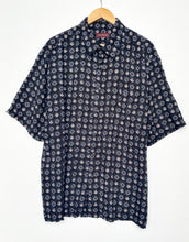 Load image into Gallery viewer, Crazy Print Shirt (XL)