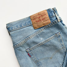 Load image into Gallery viewer, Levi’s 501 W36 L28